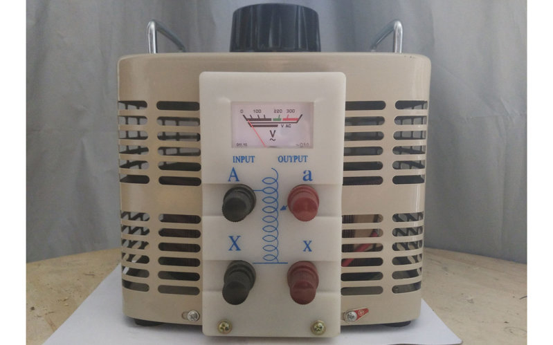 0-250V可調單相調壓器500va 0-250V可調單相調壓器500va